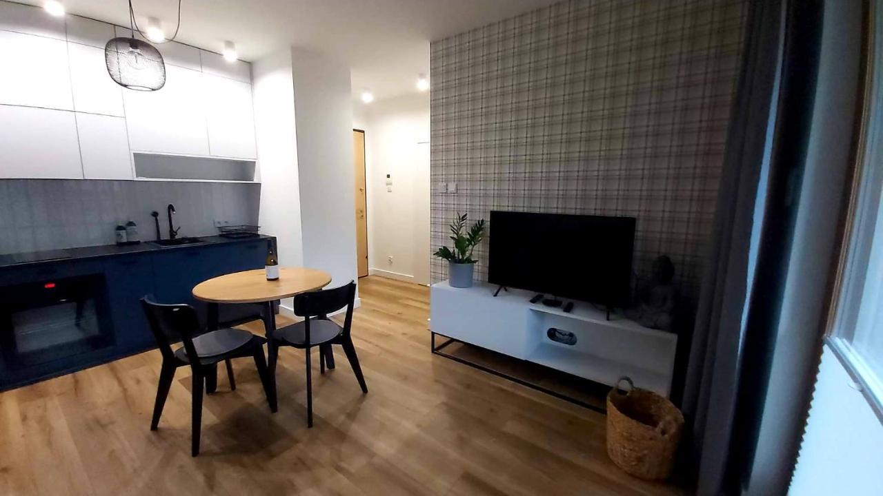 Ferienwohnung Apartament Zajezdnia Wrzeszcz Danzig Exterior foto