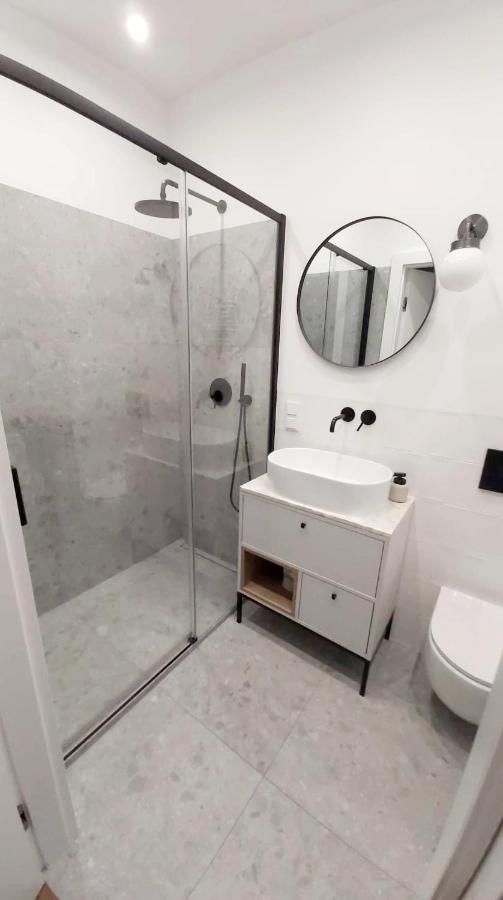 Ferienwohnung Apartament Zajezdnia Wrzeszcz Danzig Exterior foto